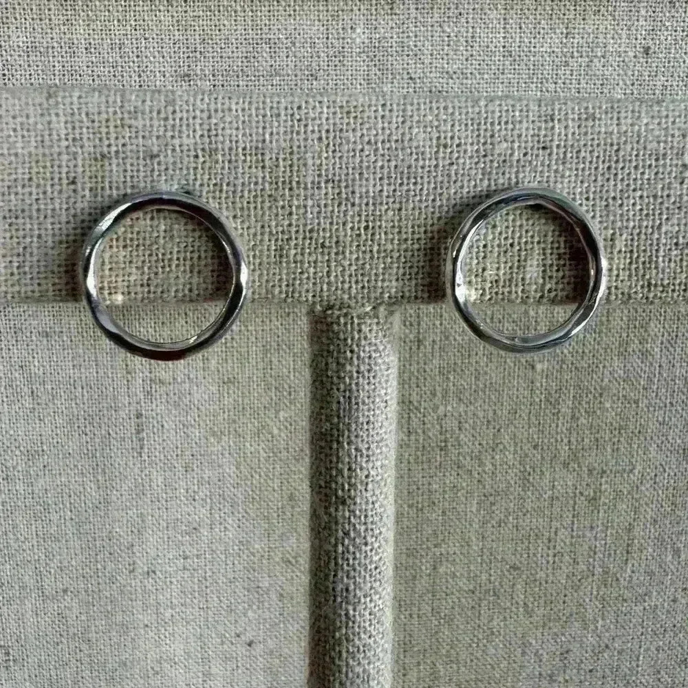 Stella & Dot Silver  ‘O’ Earrings